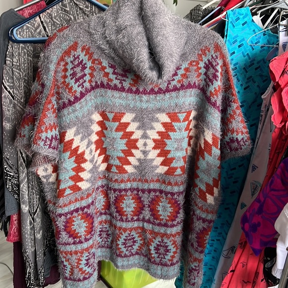 Soft warm poncho sweater multi color red gray blue and purple. - Picture 2 of 4